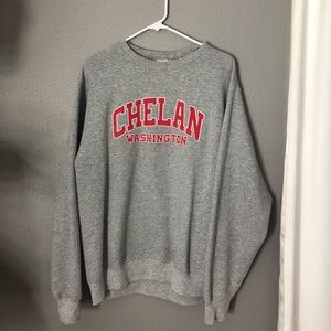 Chelan crewneck !